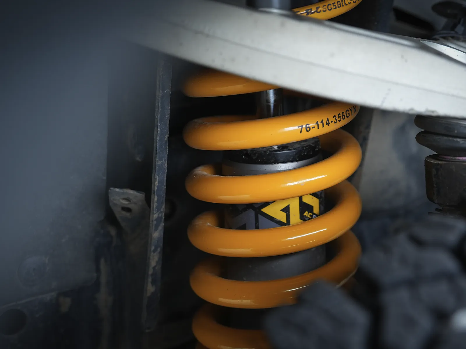 GWM Cannon Alpha PHEV Hi4-T 1.5 Lift Kit Shocks product image 2