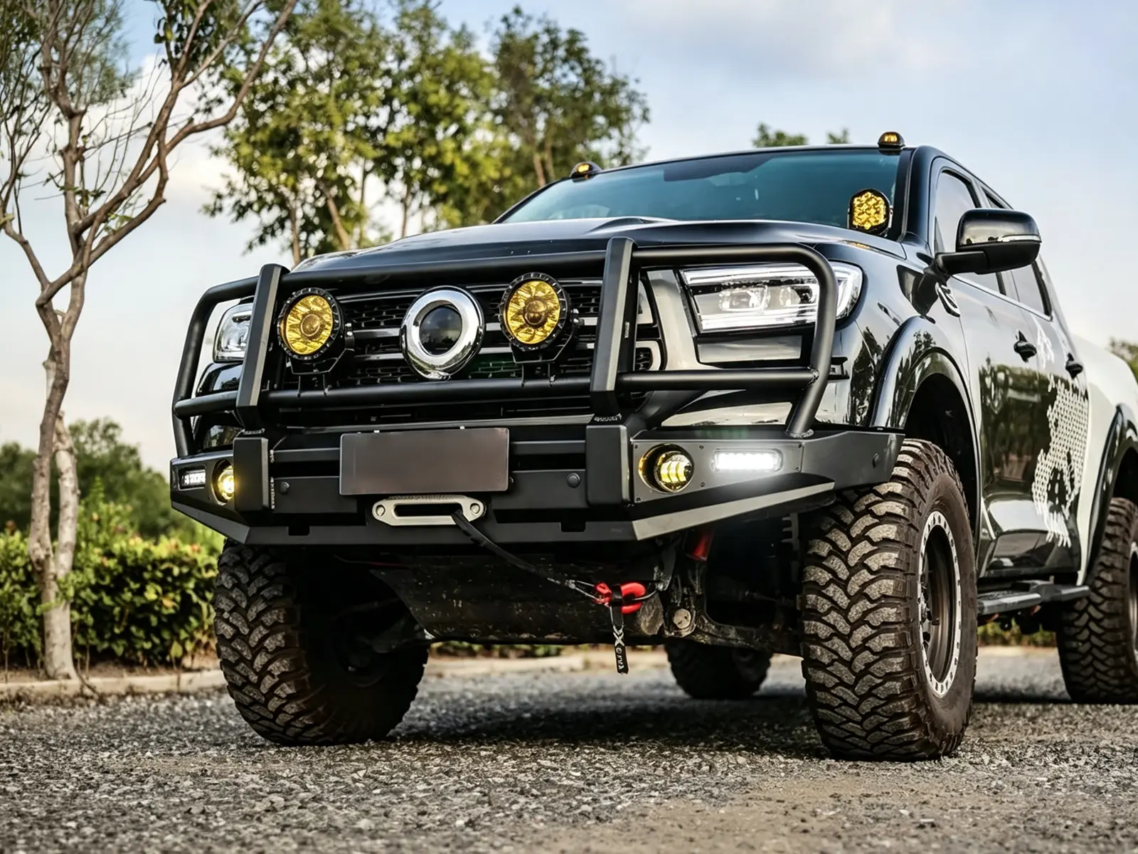 GWM Cannon / Poer / P-Series Passenger Bullbar With LED Lights product image 3